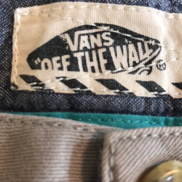 Young Men’s Vans Shorts - Picture 9 of 11